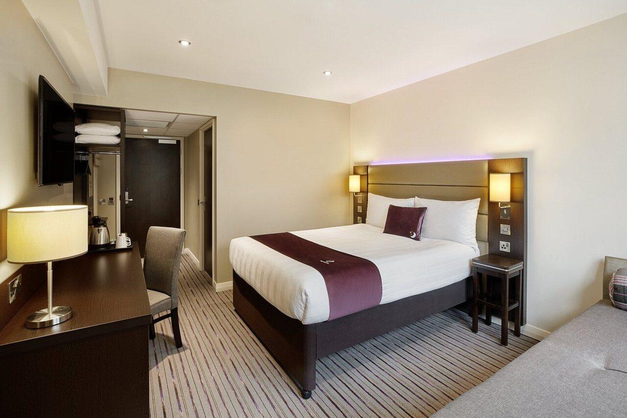 Premier Inn Chelmsford City Centre Εξωτερικό φωτογραφία
